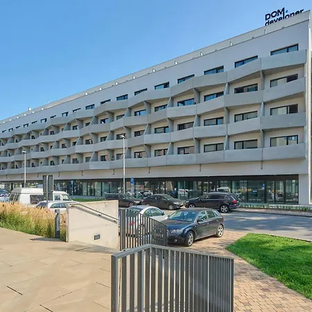 Apartamento Stylowe Z Antresola, Balkonami I Miejscem Do Pracy By Renters Breslavia